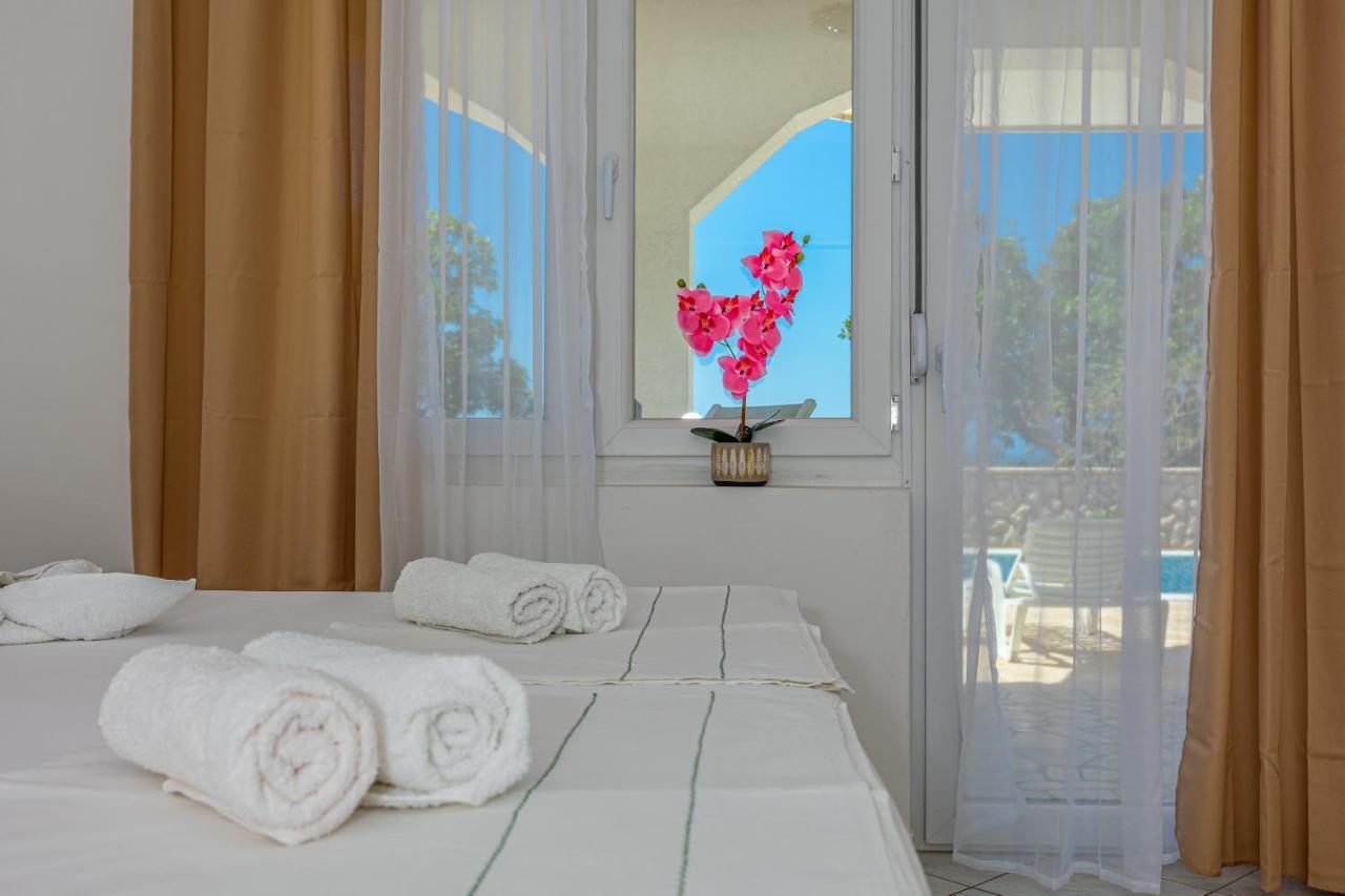 Bella Adria Apartmani Dramalj Extérieur photo